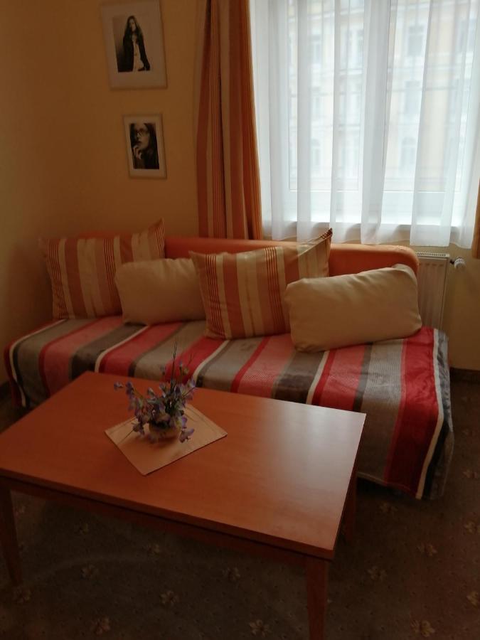 Apartmany Cesky Dvur Mariánské Lázně Extérieur photo
